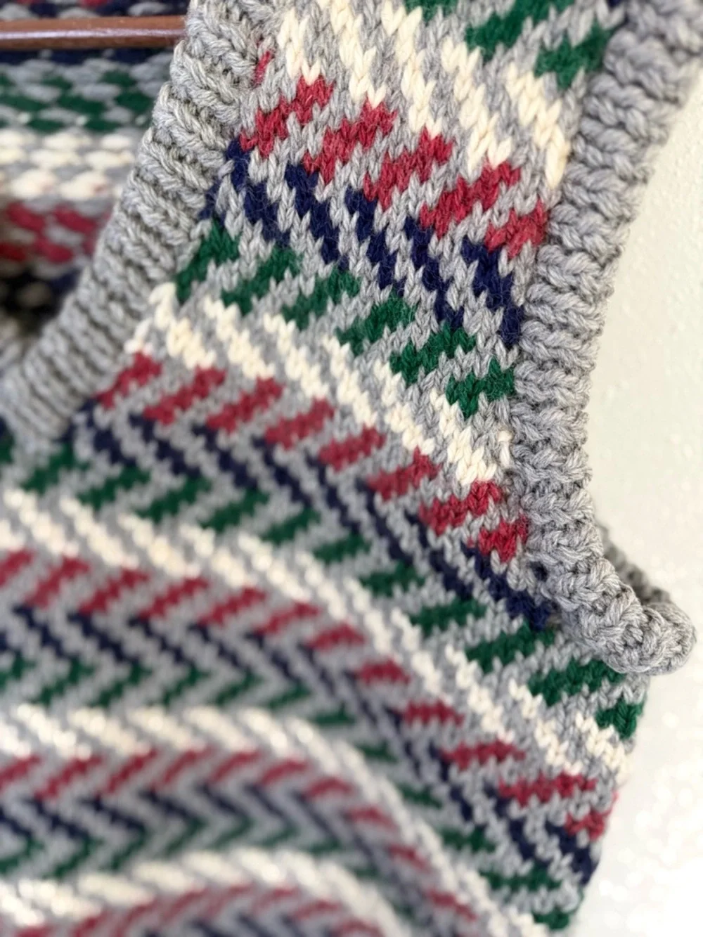 Vintage Harpur’s Knitwear Fair Isle Sweater Vest Chunky Knit Gray S/M - Picture 3 of 11